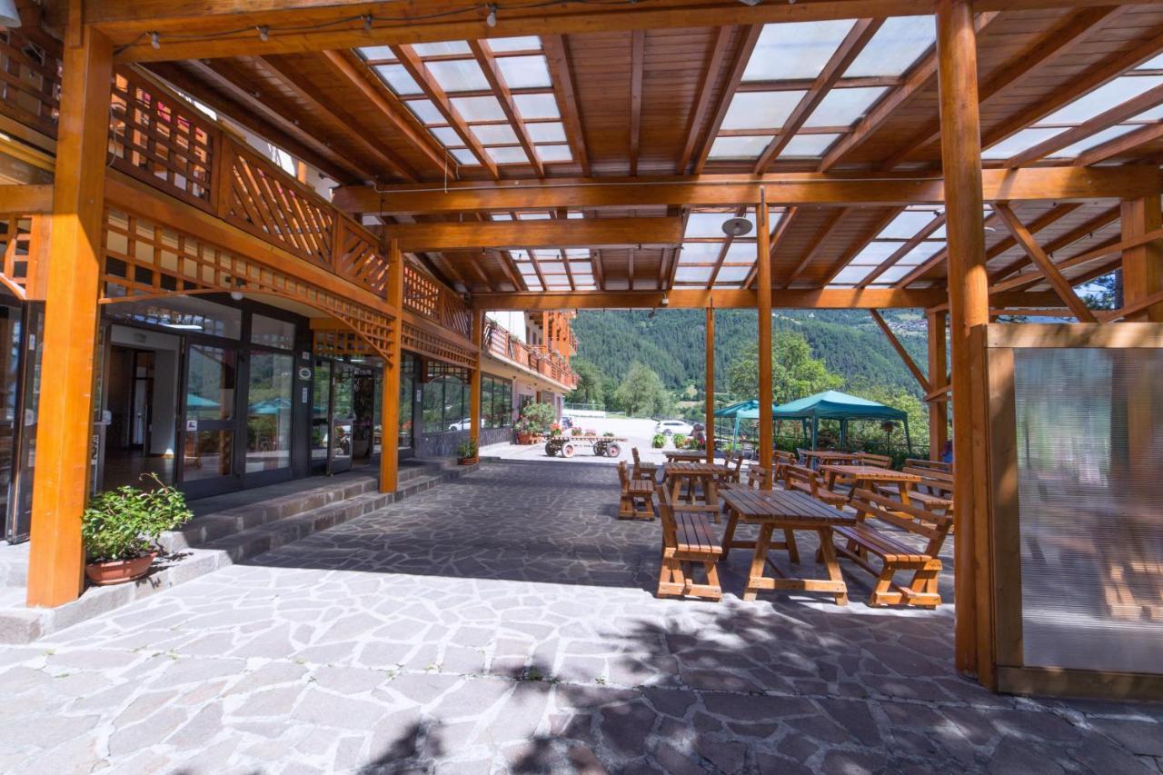 Hotel Sancamillo Dimaro Esterno foto